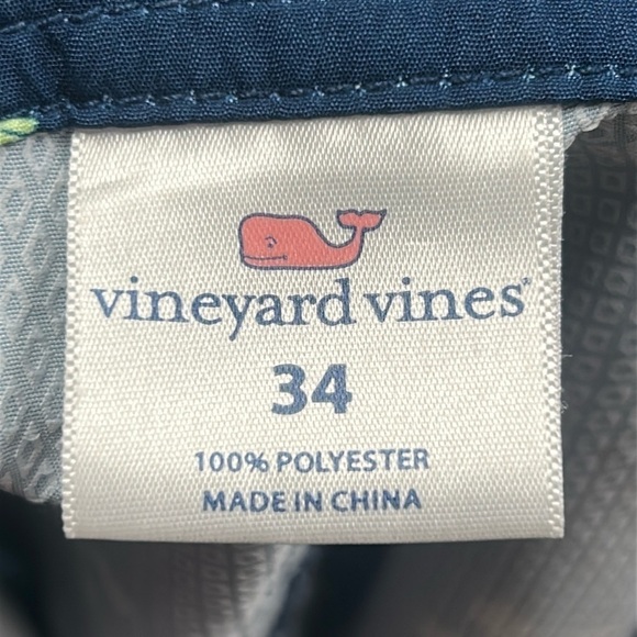 Vineyard Vines Men’s Fishbone Board Shorts Swim Trunks Blue Size 34” - Picture 2 of 10